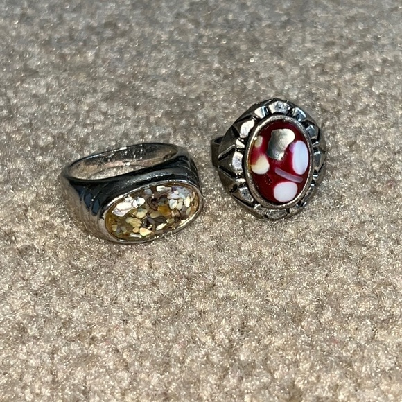 Assorted Rings - Picture 3 of 4